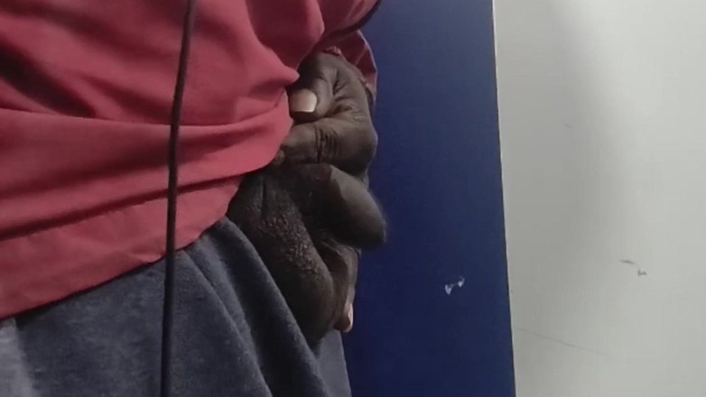 CarvingShovel: Trai Tamil sục cu