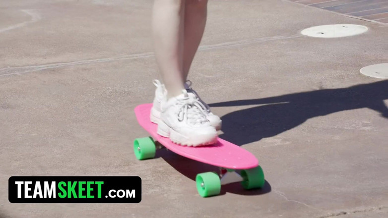 Team Skeet: 겸둥이 금발의 의붓여동생 Haley spades