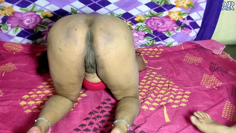 DeepReenu123: 年轻美女被狠操菊花