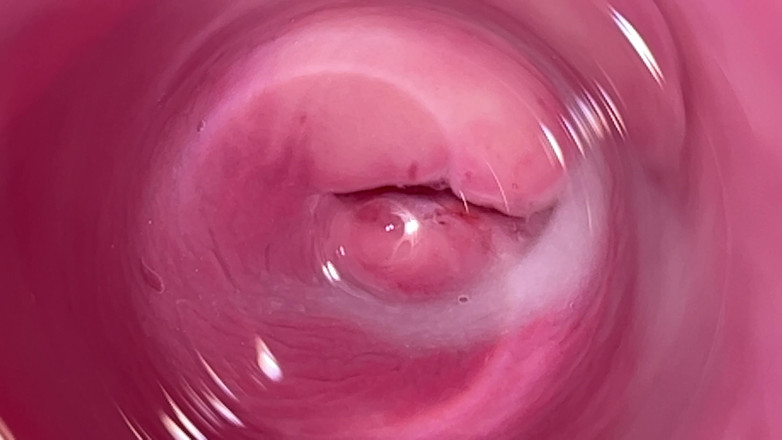 Mia Foster: Kamera hluboko uvnitř krémové kundičky Miy