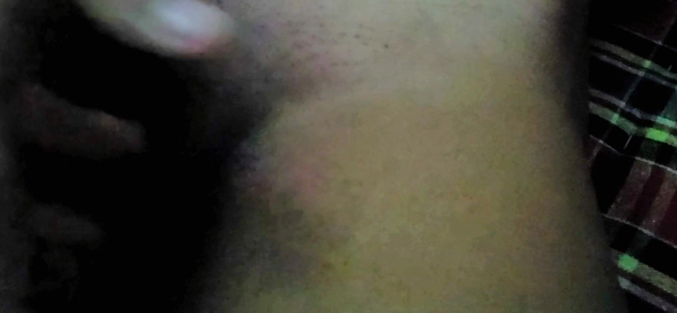 SafeRosebush8: Menjolok di vegina teman wanita saya dan banyak pepek keluar