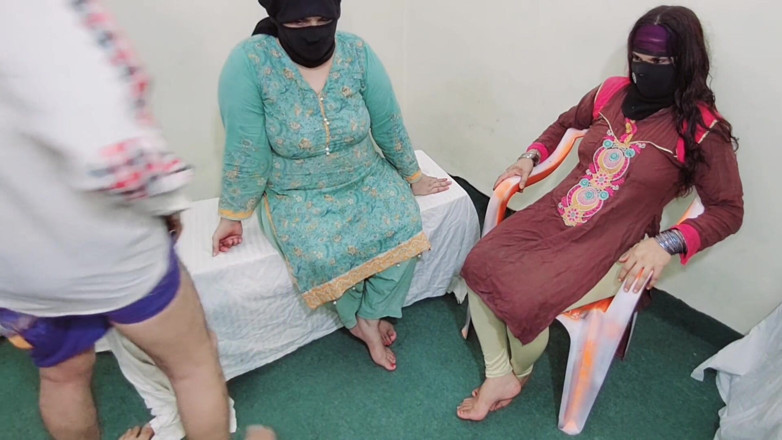 Netu: Fantastico scopata anale a tre di 2 indiani mussulmani caldi Bhabhi...