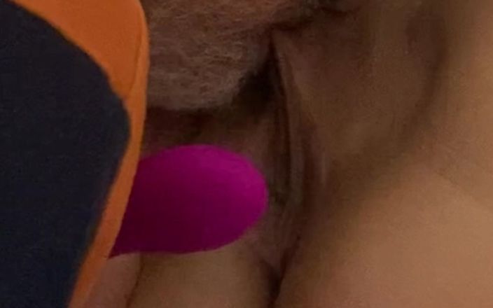 PriyaNaavya: Leccare la mia figliastra nella stretta figa rosa