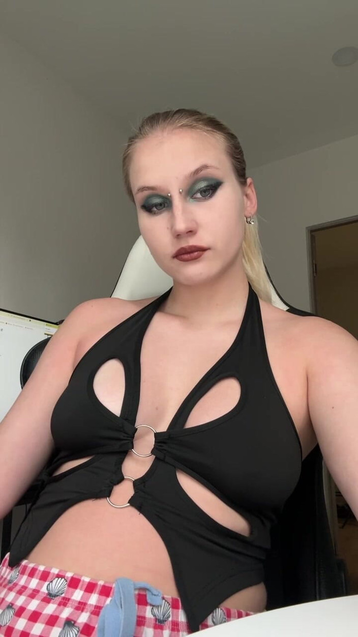 MertyXXX: Kijk Me in De Ogen Om