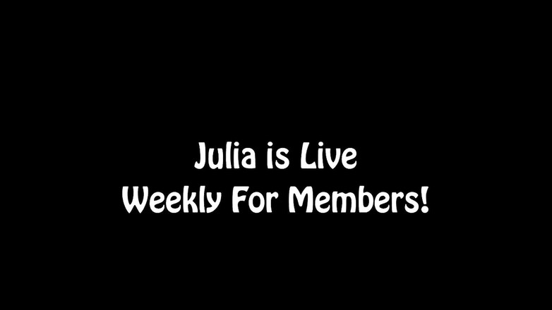 Julia Ann: Julia ann के स्तनों पर सारा भार हो जाता है !!