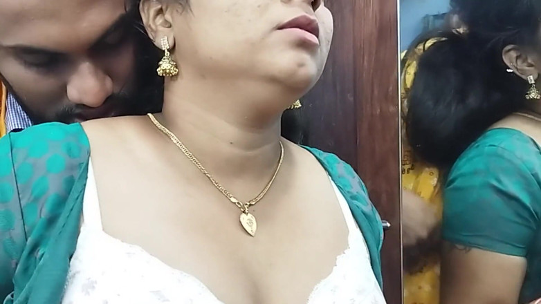 Vaishnavysharunraj: Kerala Girl Half Saree Removal and Boobs Suck Hot Romance