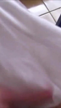 Seksi olgun yakın çekimde parmaklarıyla mastürbasyon yapıyor