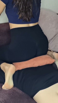 Ich Saß in Leggings Auf Seinem Gesicht.