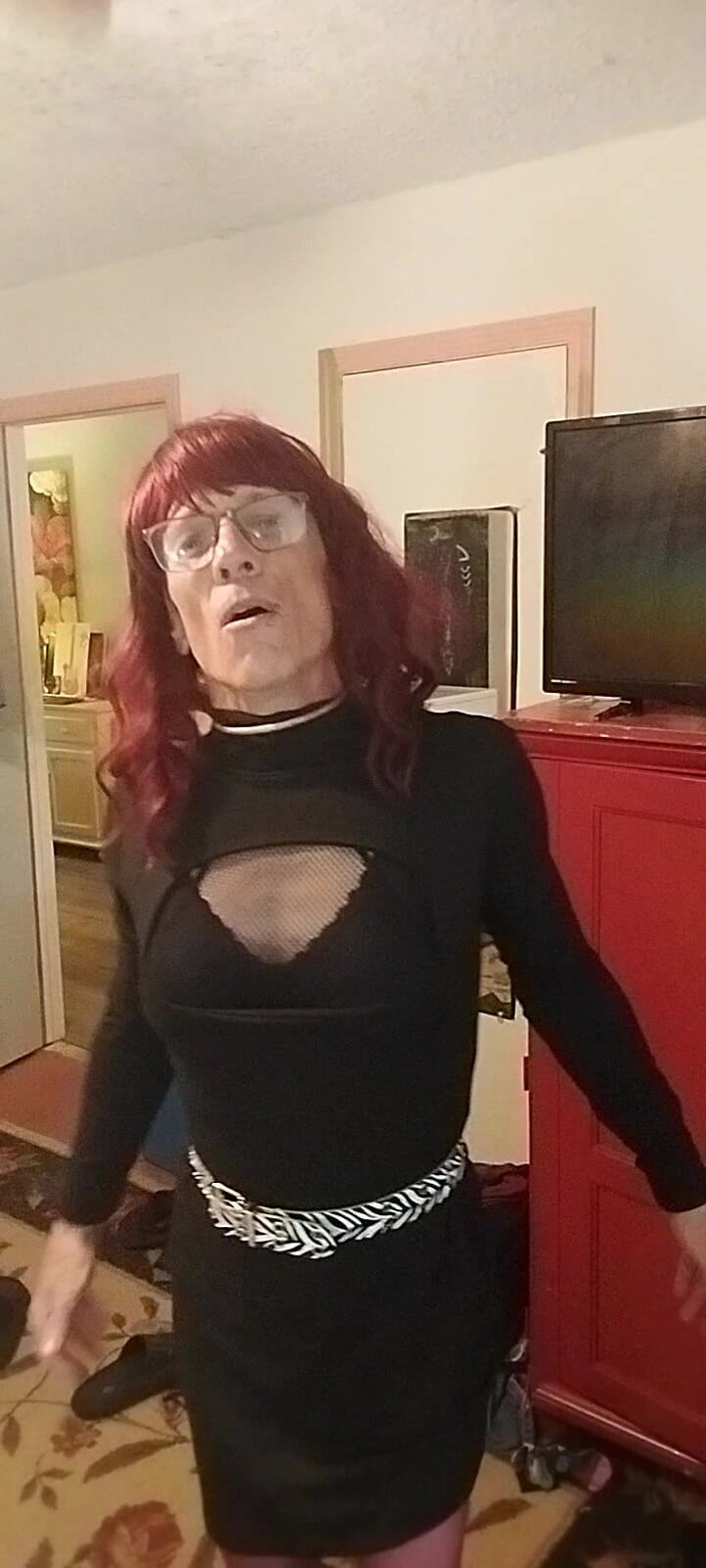 BriannaSlut: Playing Dress up and Fun