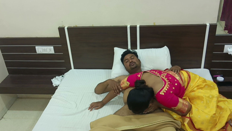 Horny Indian Couple: Heiße marathi bhabhi geheimes schlafzimmer leidenschaft indischer porno