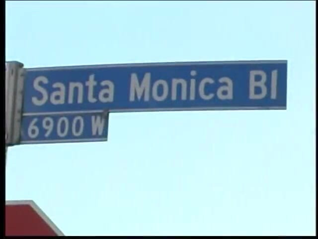 Shemales Tales: Tranny Asia kecil molek dihisap zakarnya oleh lelaki miang