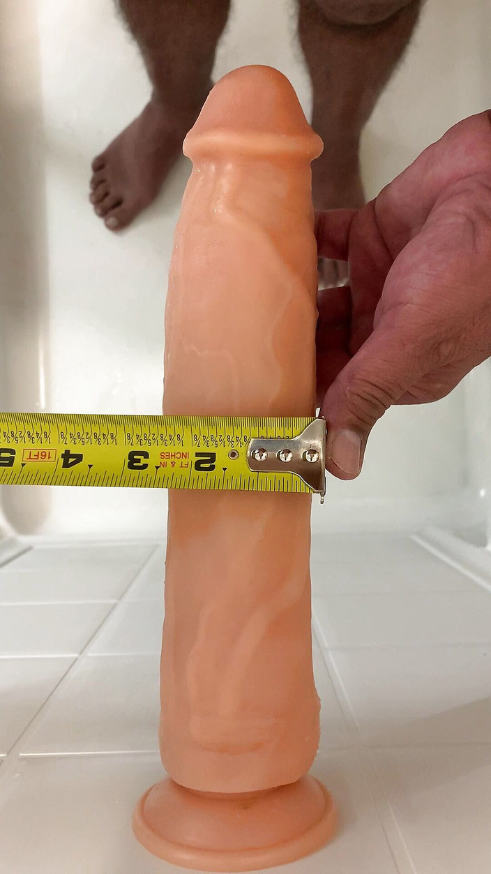 Nasty anal addickt: Šukání koulí hluboko do zadku