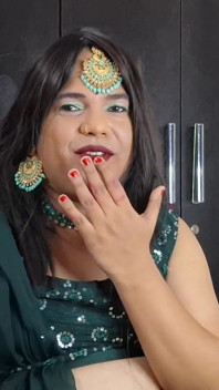 MILF Couger Sissy Shemale Cumshot