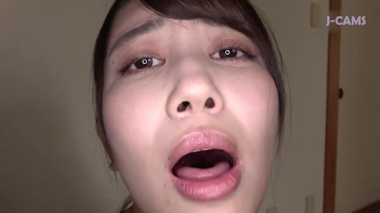 J-Cams: De sensatie van de zonde - een sportschoolschoonheid betrapt tussen liefde...