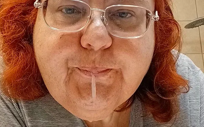 BBW nurse Vicki adventures with friends: Ate Too Much and Nose a Mess