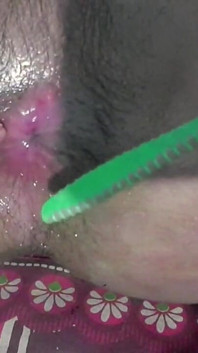 Il reggiseno ed il reggiseno con olio di cocco ragazzo caldo del bangladesh