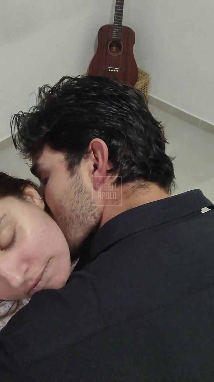 Angell Apolo: Aspettando Che Arrivi Mio Marito per Succhiarlo in Modo Molto...