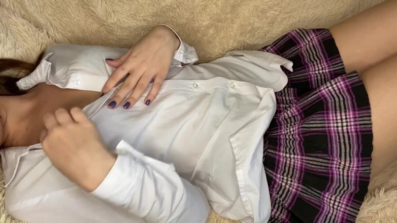 Xandravip: A student girl wants to tease you
