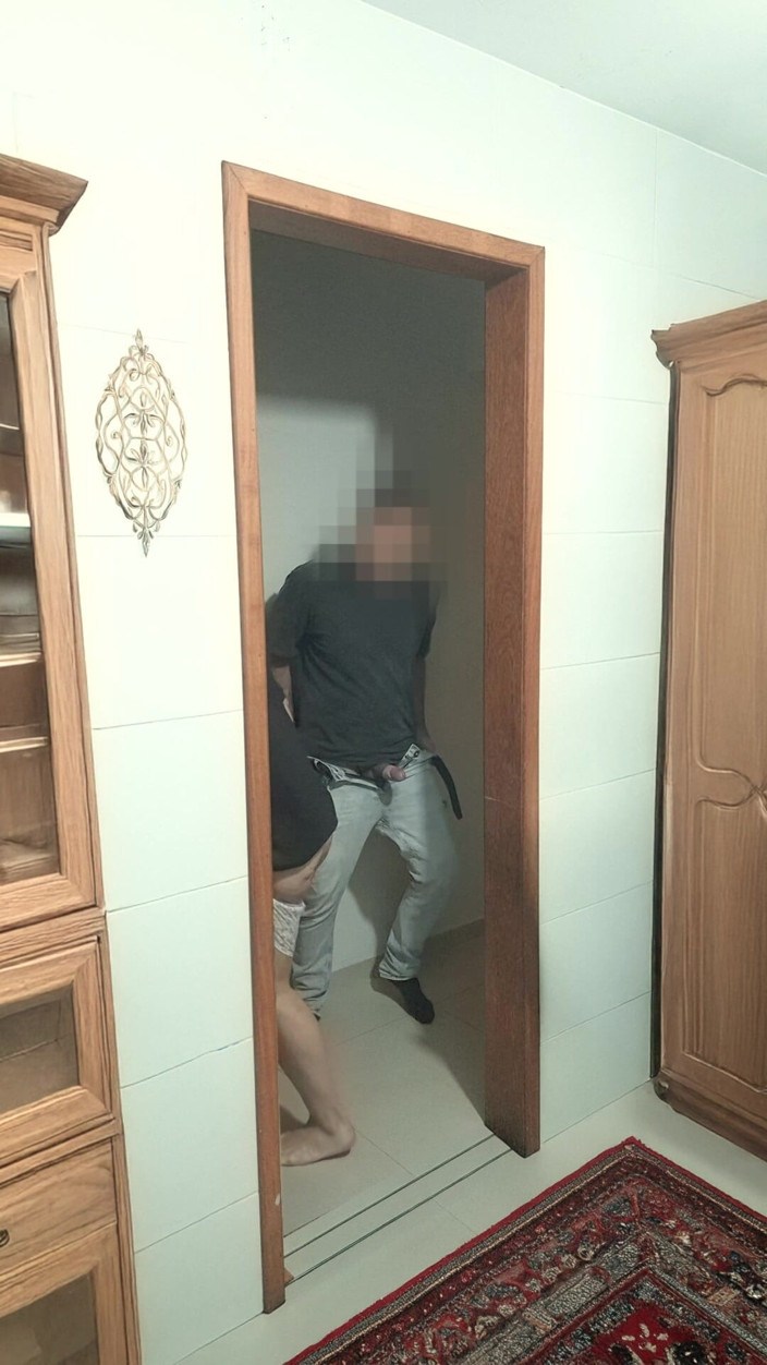 Branquinha De Leite: Małżeństwo samotne z przyjacielem – lod na korytarzu i pieprzynie się...