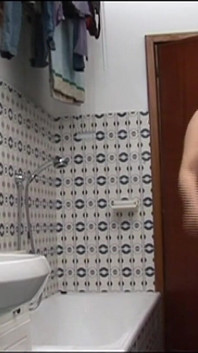 Moje díry staré prase - (původní celý film nesestříhaný)