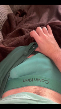 Jerk off with Me on the Sofa