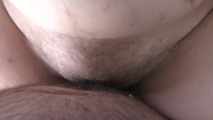 Milky Mari: Cuckold ehemanny spritzt schnell seine fruchtbare muschi mit einer schlampigen...