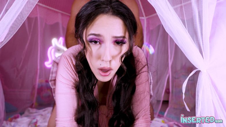 Inserted: Selena thích làm tình sai