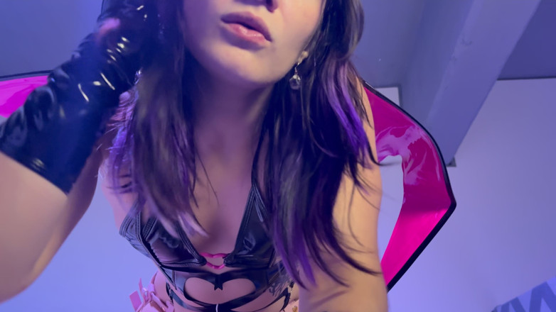 Seiko Osabe: Sukkubus domme necken in high heels / spucken und für mich...