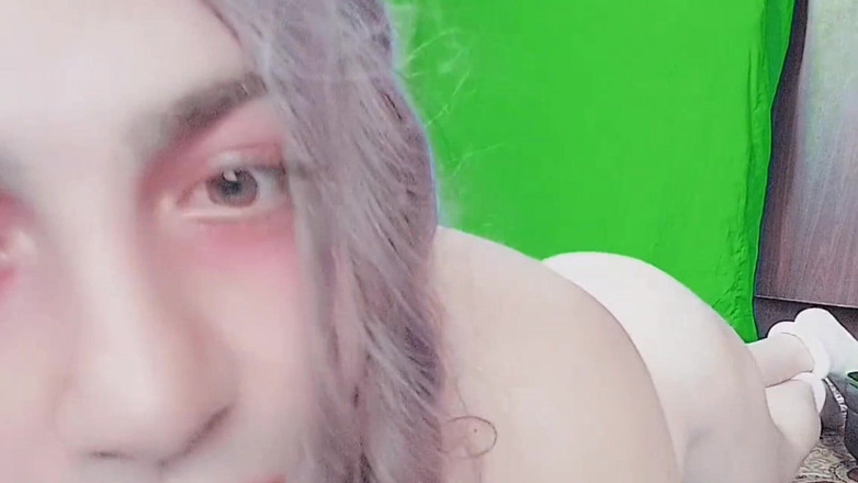 Kitty_Cross: Вишневі губи і неслухняний розум