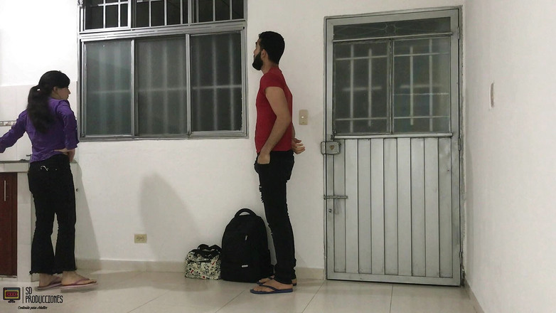 Emma vict: 내 이웃의 정액 보지에 좋은 보상을줘 - 스페인어 포르노