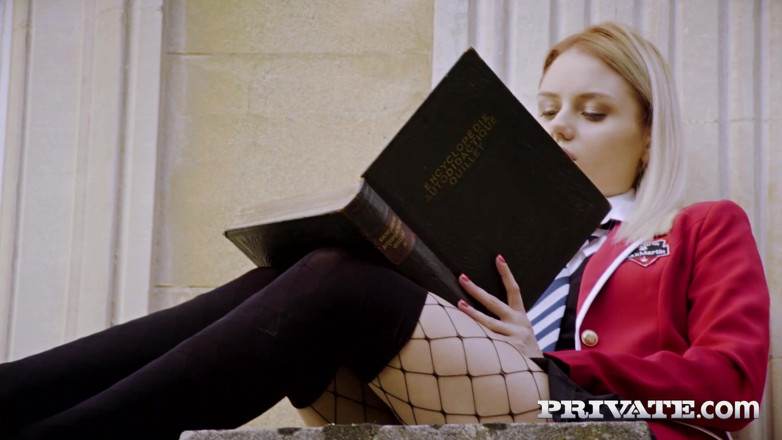 Private.com: สาวนักศึกษาเงี่ยน นาตาเลีย สตาร์ เย็ดโหดกับอาจารย์