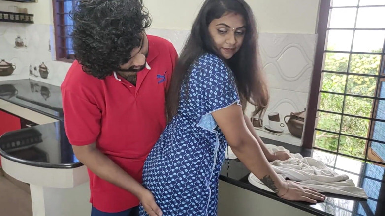 Vaigavarun45: Kitchen Nighty Romance with Sex by Vaishnavy and Sharun Raj,...