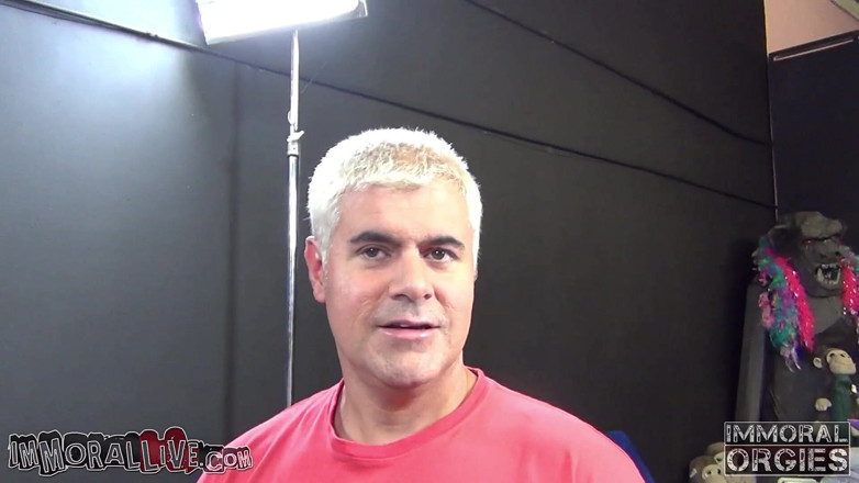 All Group Sex: AJ Applegate tüm ekibi sikiyor! - Korunmasız ve düzenlenmemiş - tüm grup...