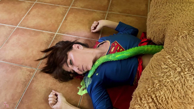 BONDAGE KINK - KINKY ROPES: Supergirl Hentaied by a Teddy Bear From Beyond Kripton