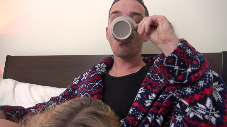 UK Sinners: Weiche Amber Deen-Ricky Stone-Victoria Summers. Stiefvater, versaute action im badezimmer