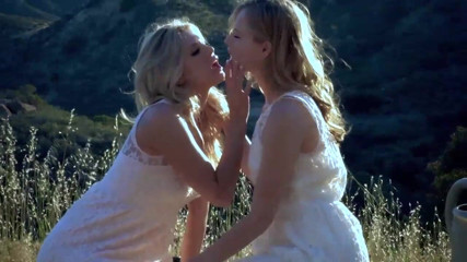 XTime Vod: Sexy blonde lesbians pussy licking lesbian kissing