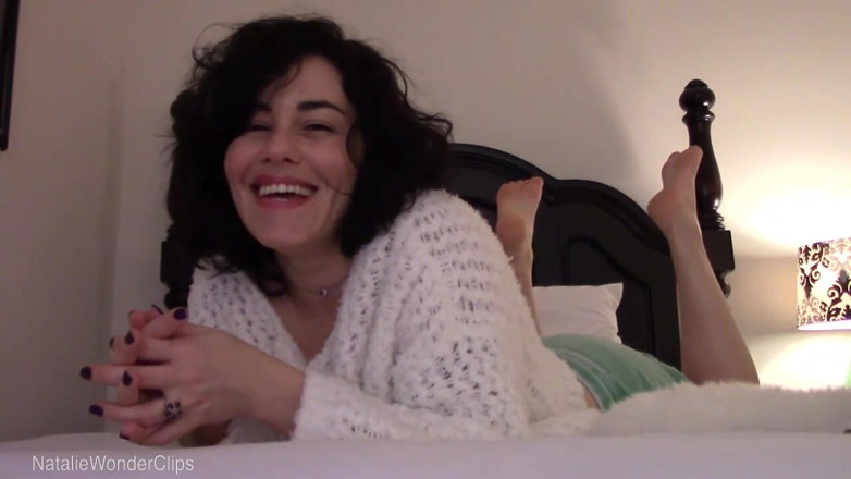 Natalie Wonder: Ich habe ein mädchen (in ihre muschi) geküsst und ich mochte (liebte)...