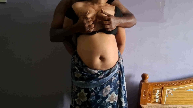 Sexy sindu: Người phụ nữ nóng bỏng Nam Ấn Độ làm tình