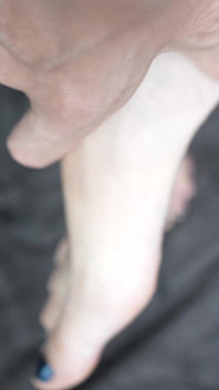 Baby Oil on My Toes
