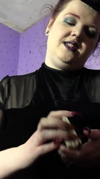 Lật thẻ Findom