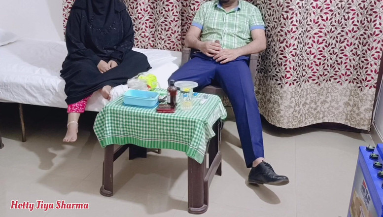 Hotty Jiya Sharmaa: Muslim Women Fucked by the Doctor in Front of Her...