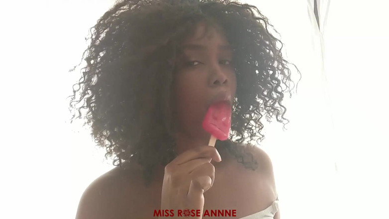 Insomnia Domina: Melting Lips