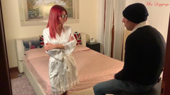 MissLeggings: Mama plătește datoria fiului ei vitreg