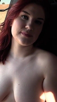 La 18enne rossa jules è una ragazza part time webcam