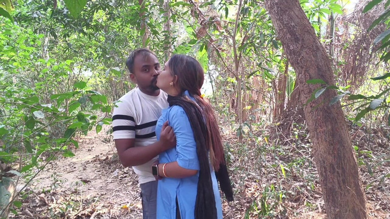 Sona bhabhi: Odia studente neukt hard-core neuken met haar vriendje in het...