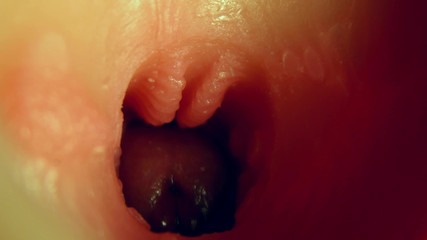 SEXY_GUYBEST: Merveilleux trou profond mouillé pour le plaisir d’une grosse bite !