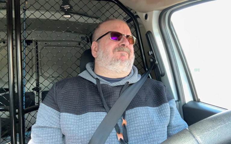 Driving a Car with a Ball in Your Ass (Buxte extreme)