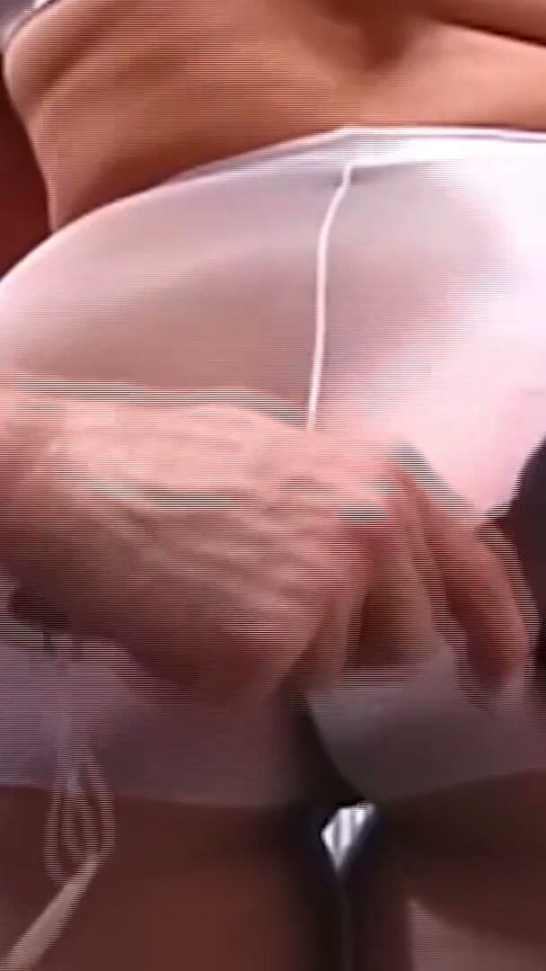 EroticOnly Fetish: รุ่นแม่น่าเย็ดที่เงี่ยนไม่พอในถุงน่องแบบเลี้ยวโดนของเล่นตัวหนาลึก