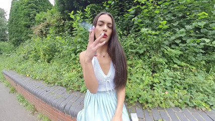 VR smokers HD-2D Videos Only: Kim Model - stickad topp