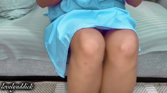 Lovelyaddik: 거실에서 TV를 보면서 배다른 여동생이 만지는 걸 봤어